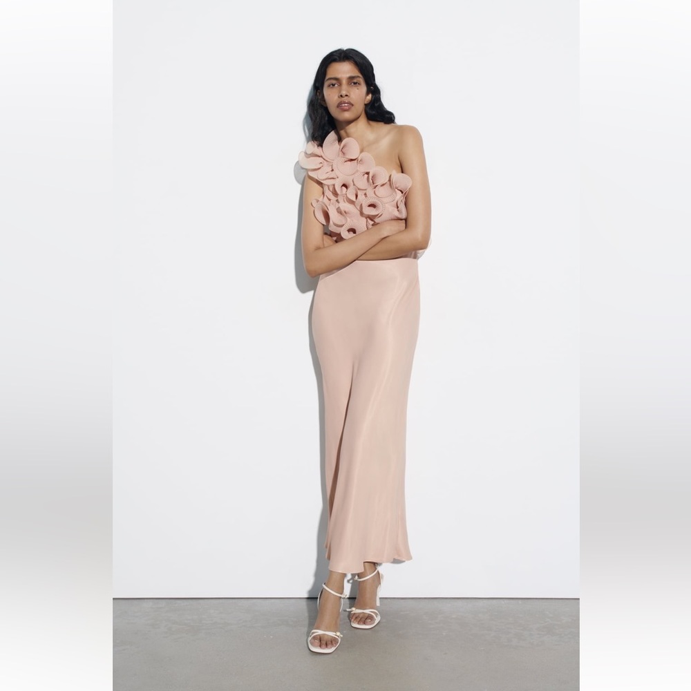 Ruffle satin effect dress